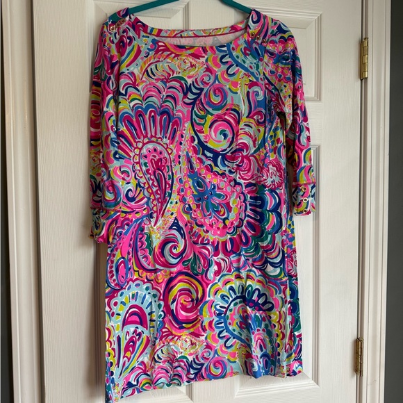 Lilly Pulitzer Dresses & Skirts - Lilly Pulitzer Pink, Blue & Green Paisley Top